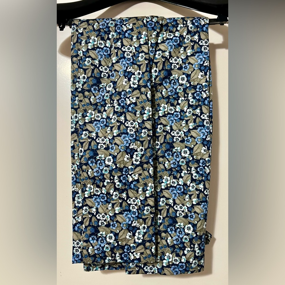 NEW Men’s 2 PC Floral Pattern Blazer and Pants Set The Savile Row - Picture 15 of 15